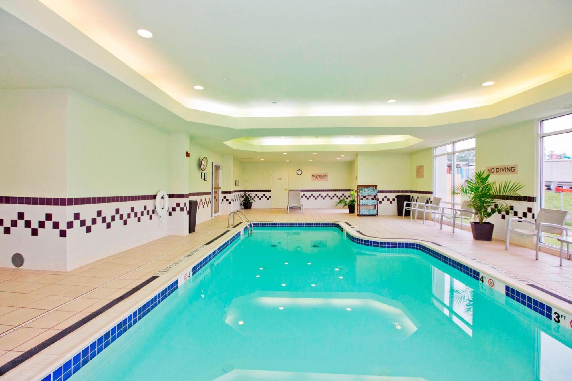 Springhill Suites Pittsburgh Monroeville Exterior foto