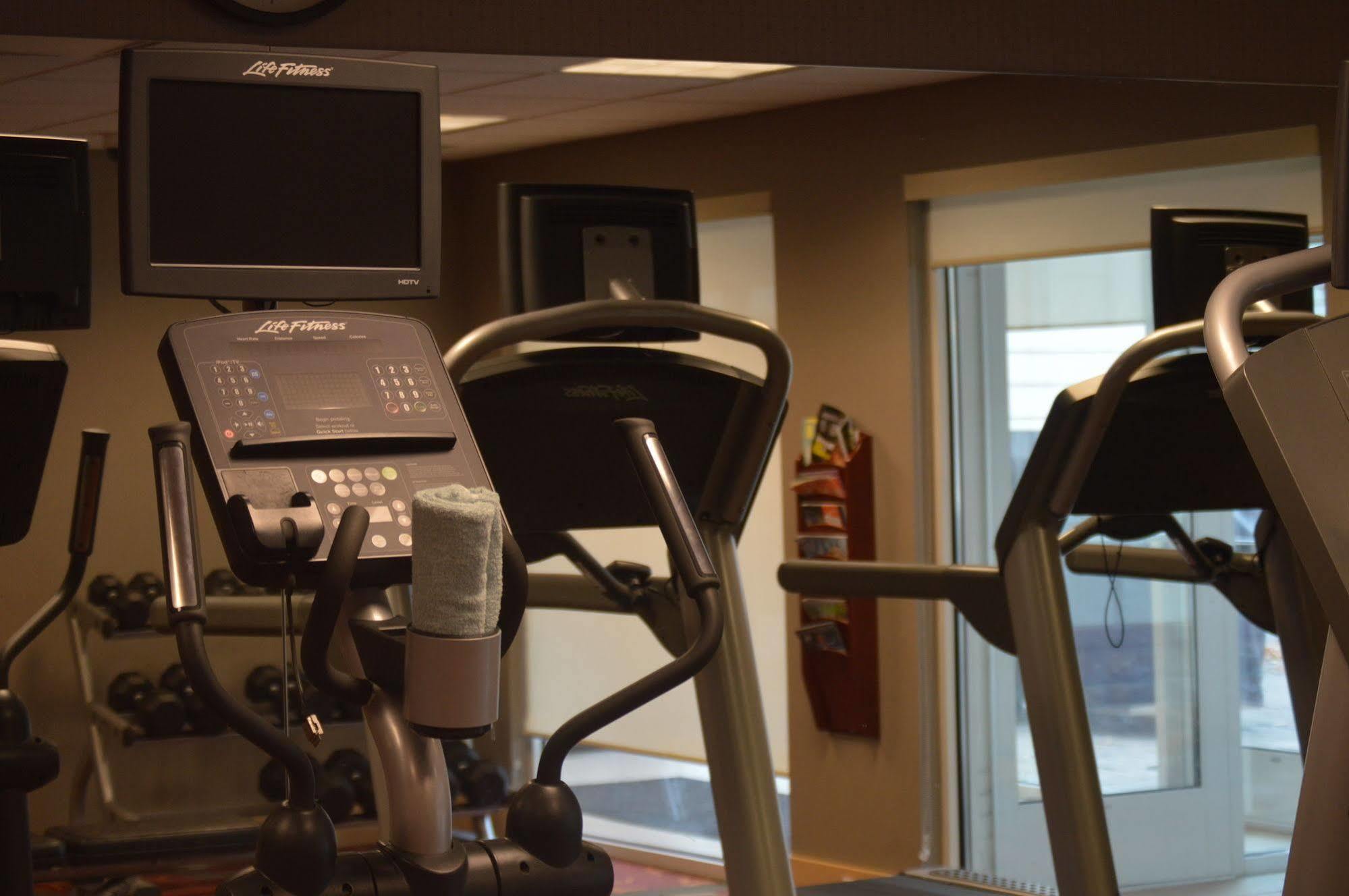 Springhill Suites Pittsburgh Monroeville Exterior foto